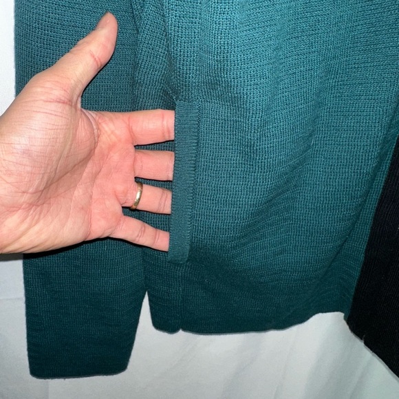 Guess Size M - Picture 7 of 8